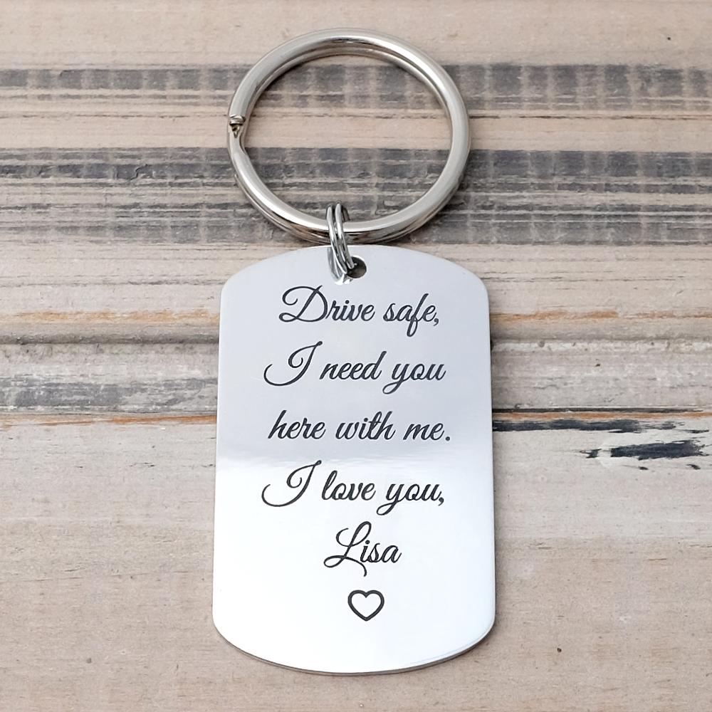 Personalized photo engravable keychain