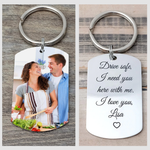 Personalized photo engravable keychain