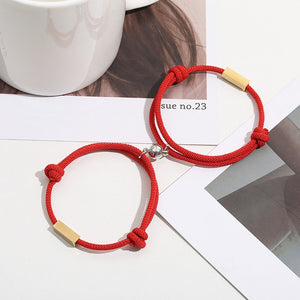 MAGNETIC ATTRACTION BRACELET